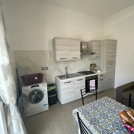 Mary House * פומפיי